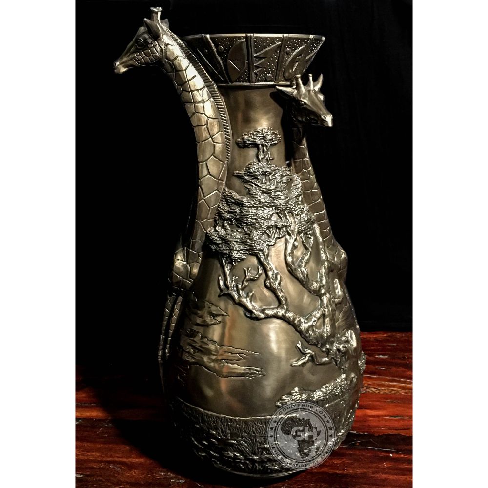 Giraffe Vase - Bronze
