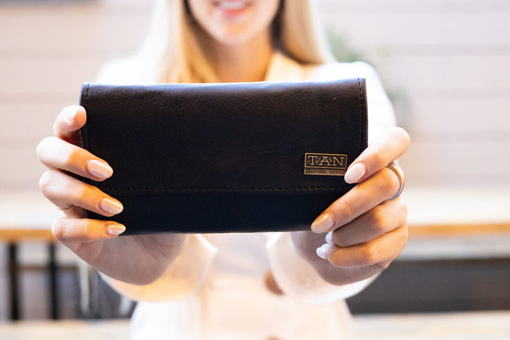Lauren ladies Leather Wallet