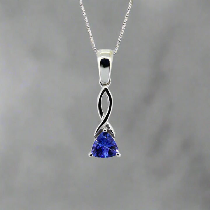 Trilliant Claw Pendant -  9ct White Gold with 1 x 5mm Trilliant Tanzanite &amp; Chain 45cm
