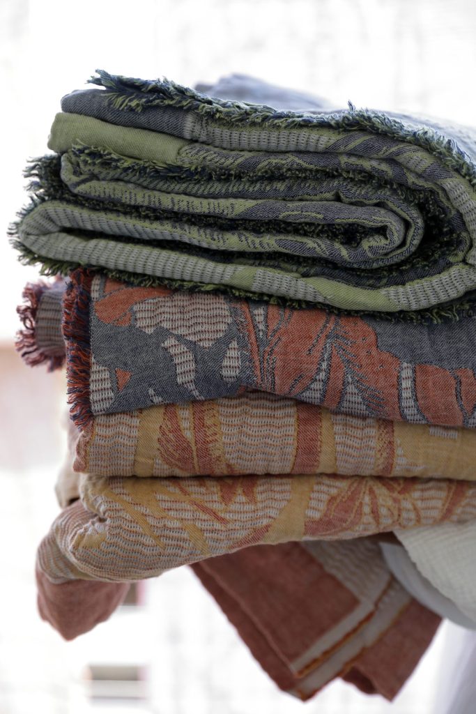 Kelp Forest Bedspreads - Double 220x255cm / 87"x100"