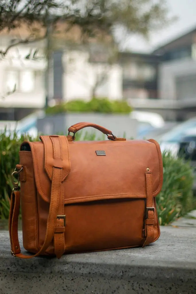 Alex Laptop Bag Toffee