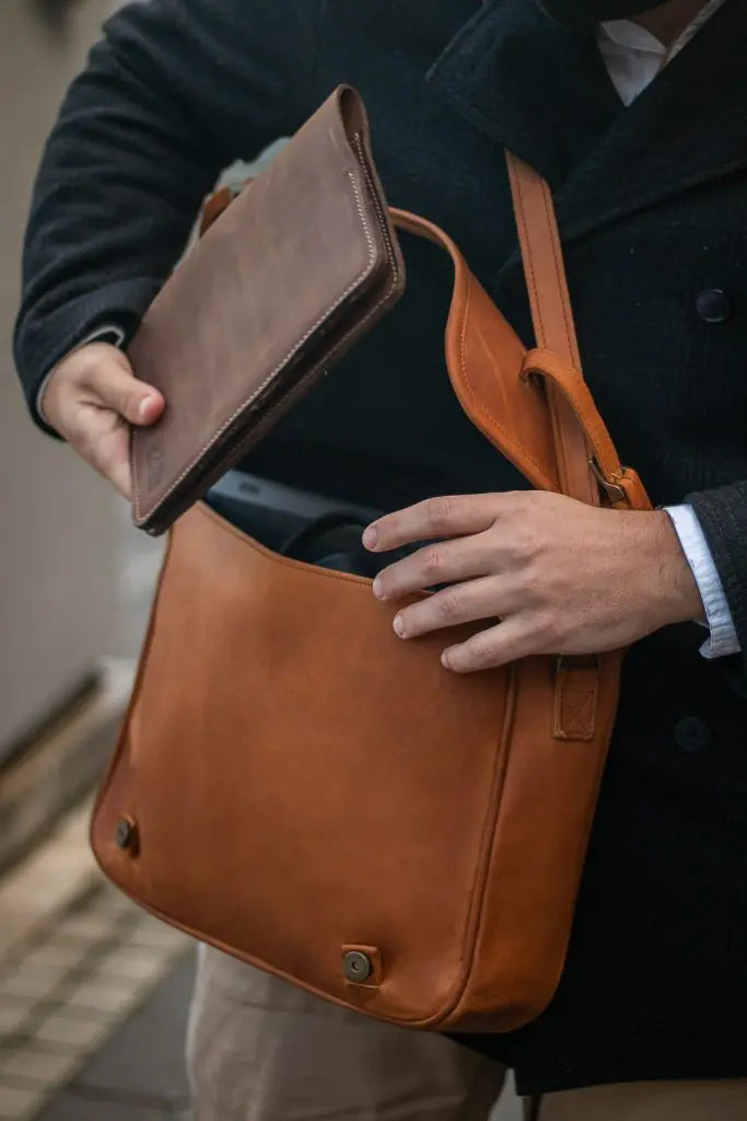 Alex Laptop Bag Toffee