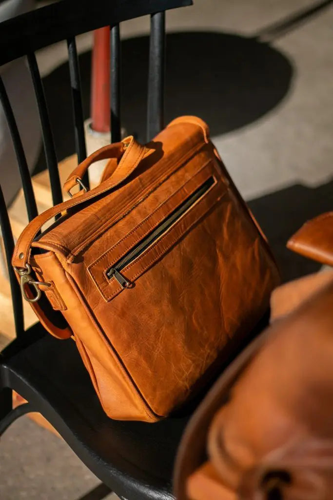 Alex Laptop Bag Toffee