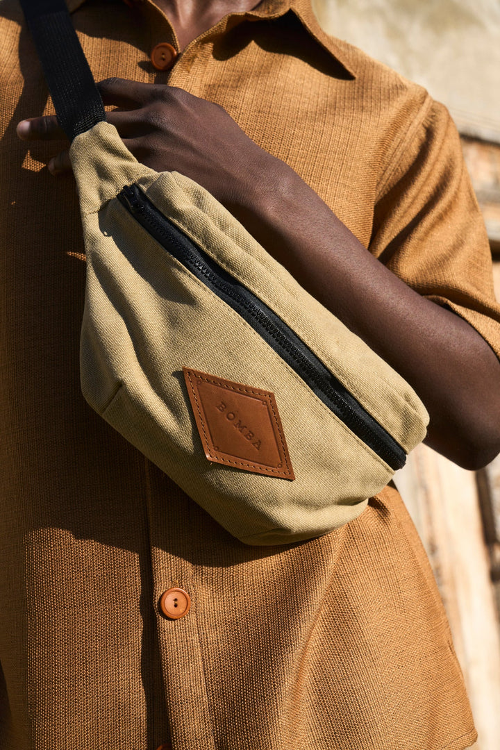 Moonbag