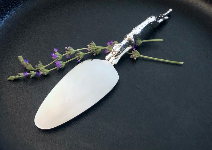 Cake Server (232MM) - Cheetah Africa Collection - Diana Carmichael