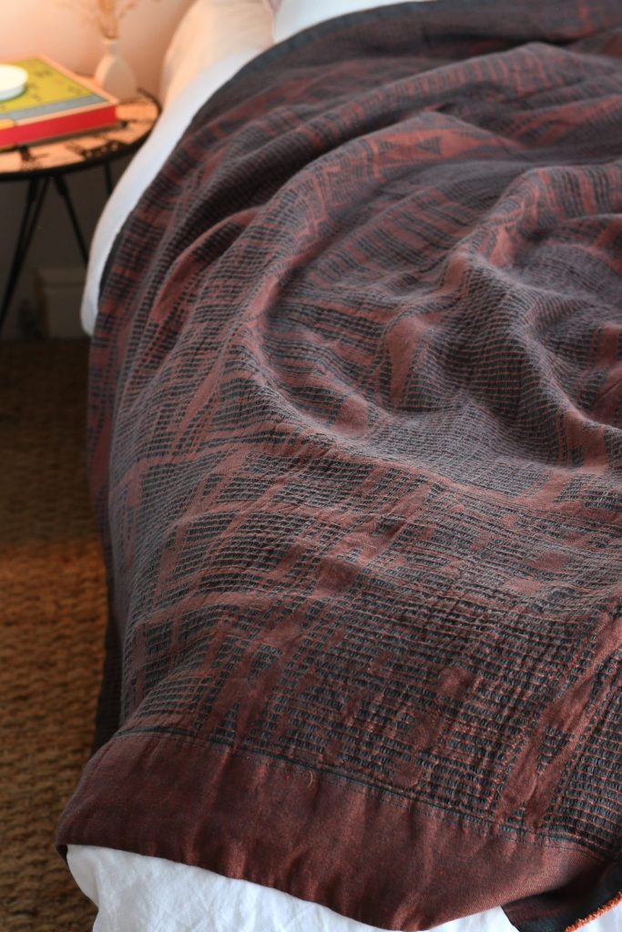 Bogolan Bed Throw 135x270cm / 53x106"