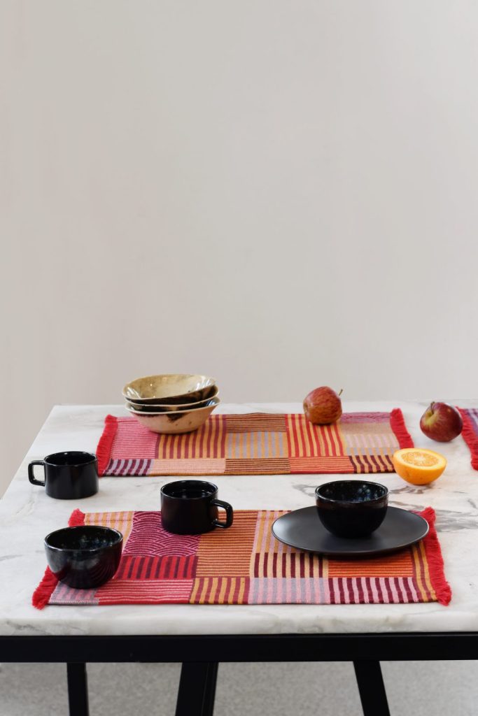 Gondissa Placemats - Scallop &amp; Stripes 33x48cm / 13"x19"