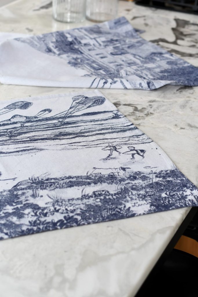 Postcard Collection Tea Towels 62x74cm / 24"x30"