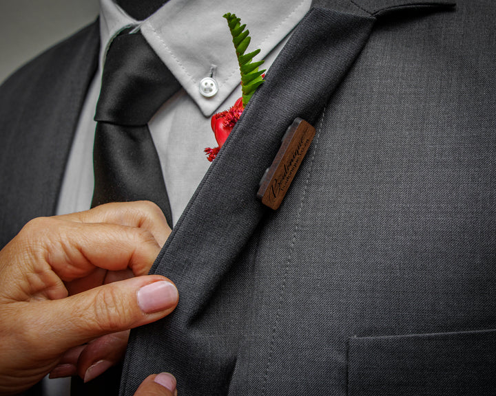 Boutonique - Elegant Floral Fastening Walnut | Premium Wedding Accessory - Small Boutoniques 70mm