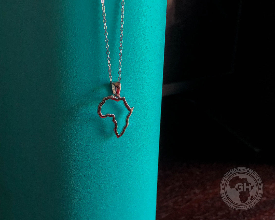 Petite Map of Africa Yellow Gold Outline Pendant &amp; Chain 45cm
