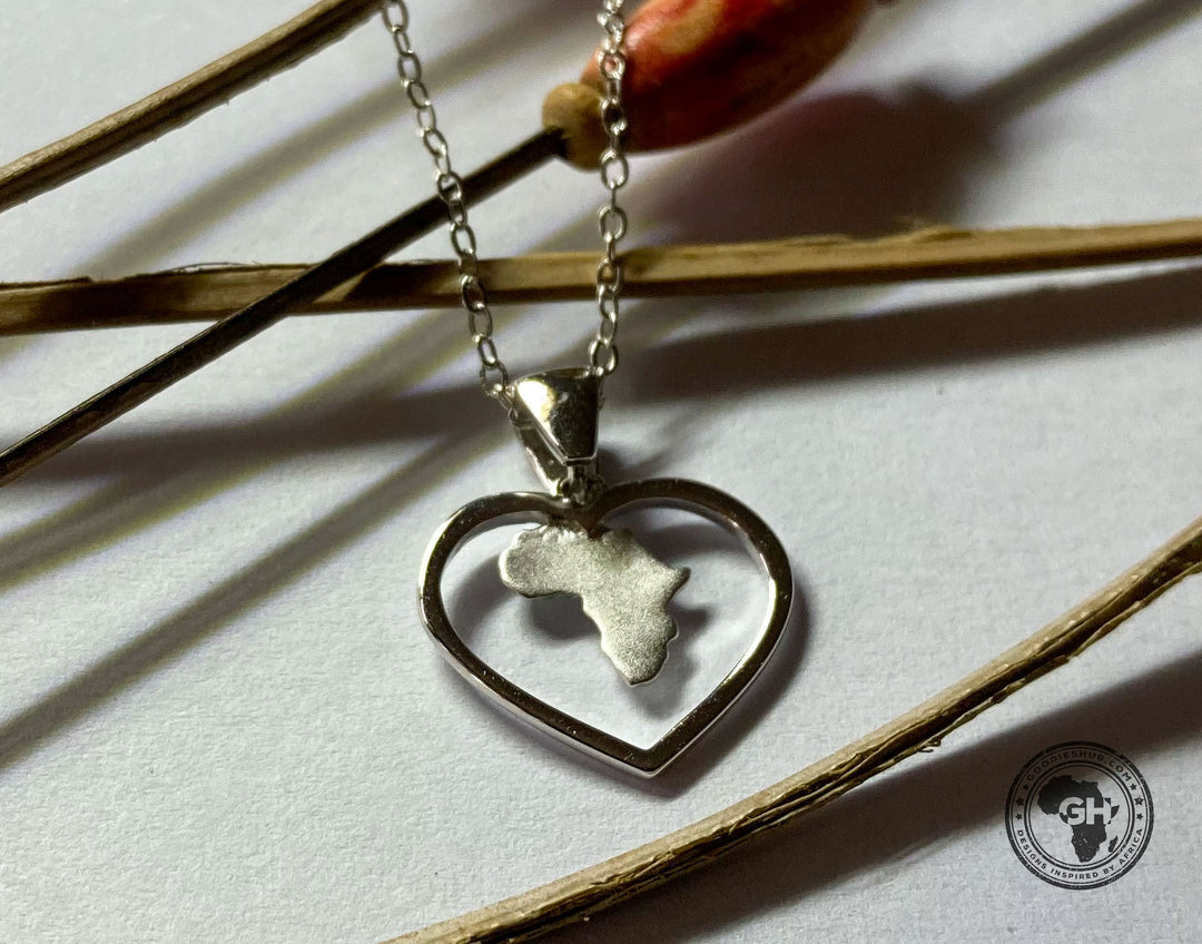 Africa Map in Heart White Gold Pendant &amp; Chain 45cm