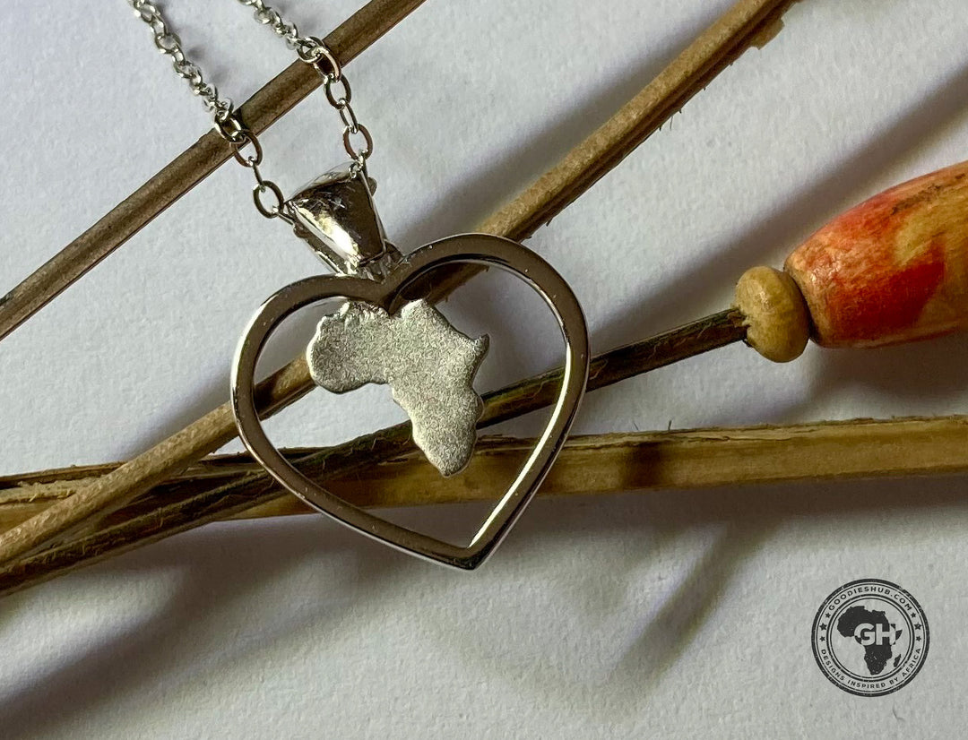 Africa Map in Heart White Gold Pendant &amp; Chain 45cm