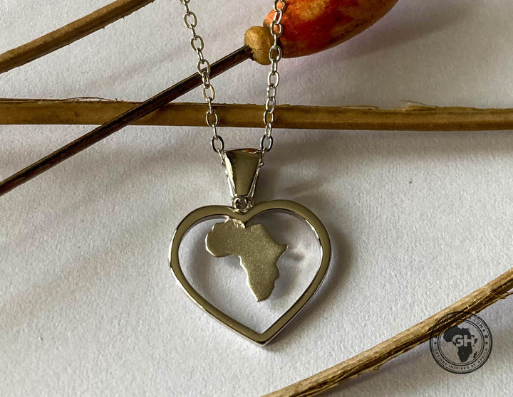 Africa Map in Heart White Gold Pendant &amp; Chain 45cm