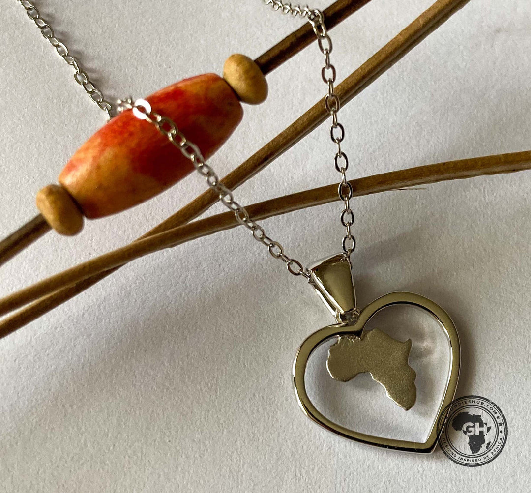 Africa Map in Heart White Gold Pendant &amp; Chain 45cm
