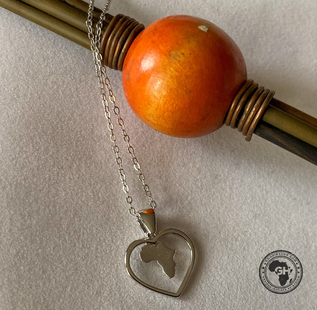 Africa Map in Heart White Gold Pendant &amp; Chain 45cm