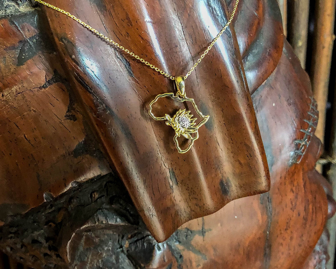 Map of Africa Protea Yellow Gold Pendant &amp; Chain 45cm