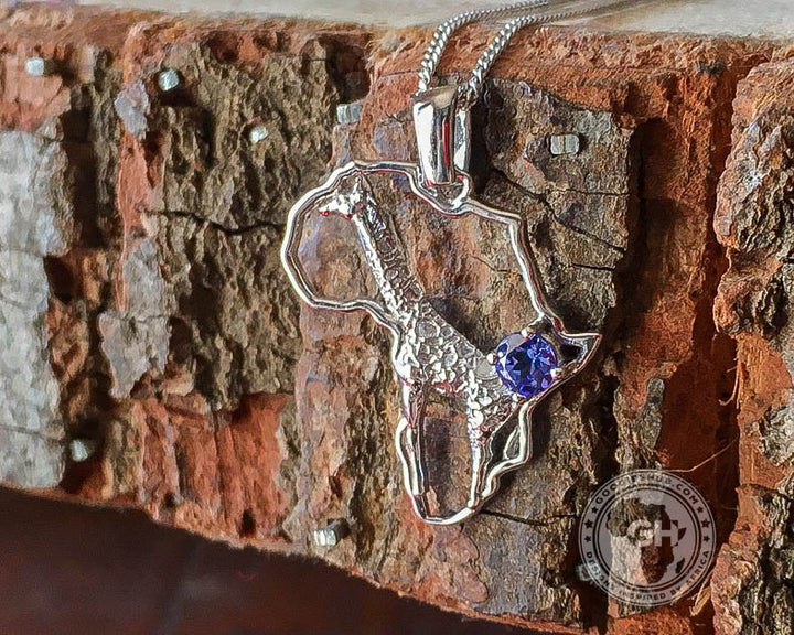 Africa Map Giraffe Silver Pendant Set with Tanzanite &amp; Chain 45cm