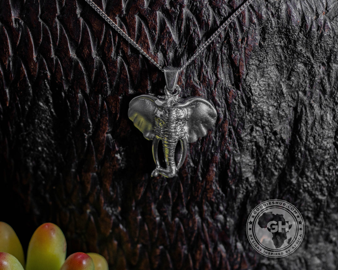 Pendant Silver Small - Africa Elephant Head with Diamond Eyes &amp; Chain 45cm