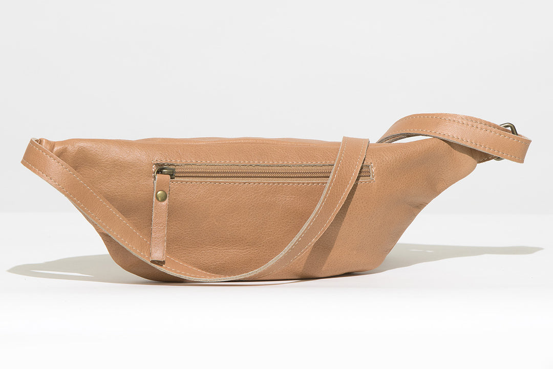 Moon Bag in Dessert Leather