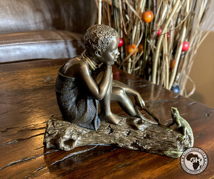 Fuma African Figurine Bronze Sculpture