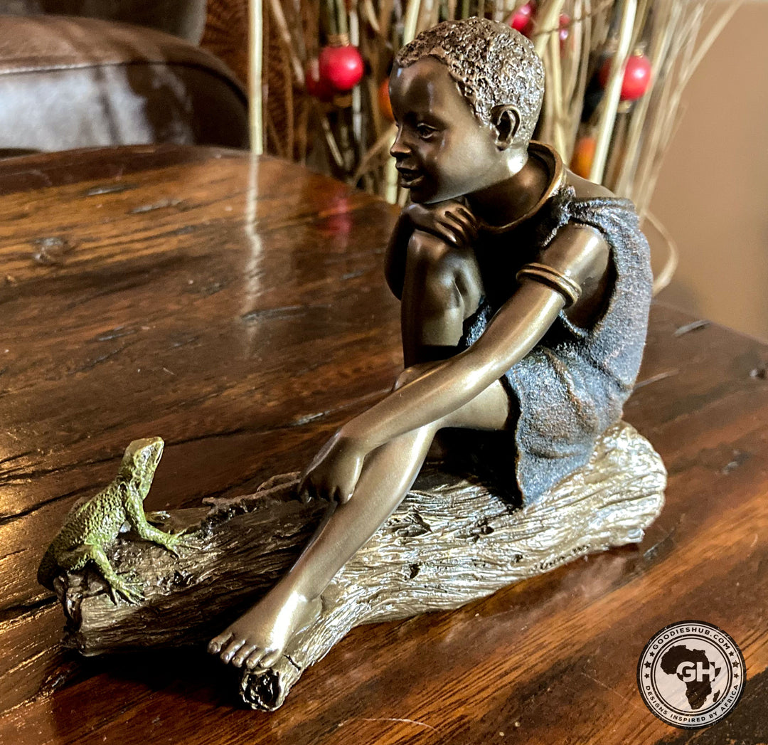 Fuma African Figurine Bronze Sculpture