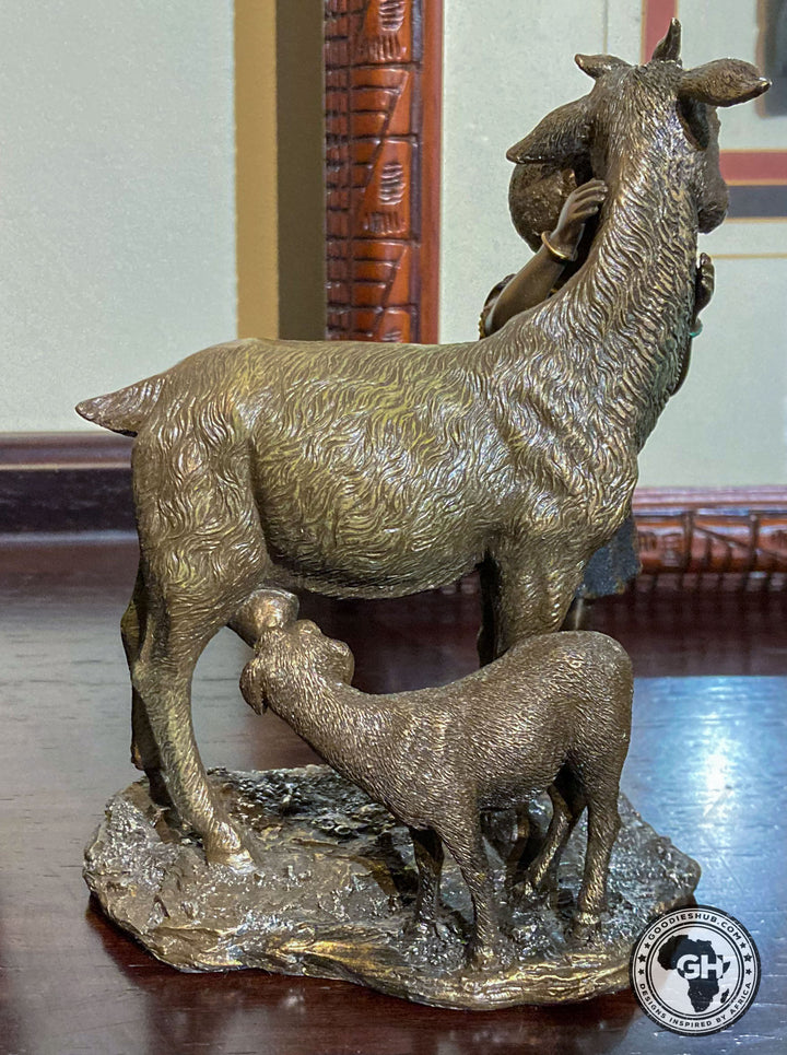 Tefu Dakika African Figurine Bronze Sculpture