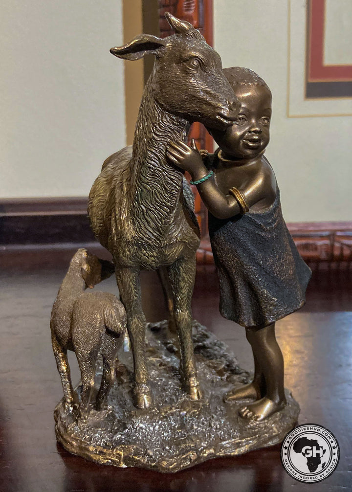 Tefu Dakika African Figurine Bronze Sculpture