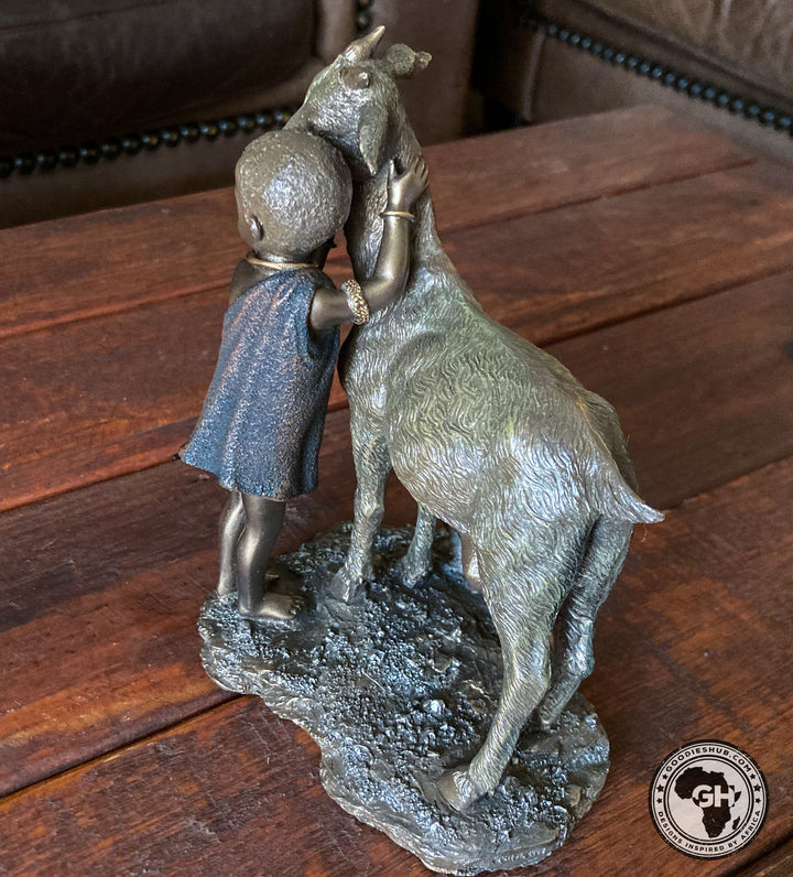 Tefu Dakika African Figurine Bronze Sculpture