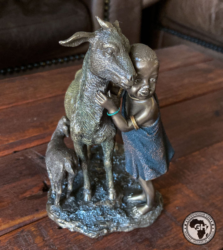 Tefu Dakika African Figurine Bronze Sculpture