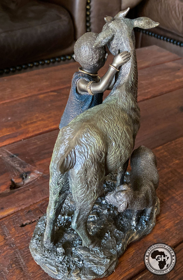 Tefu Dakika African Figurine Bronze Sculpture