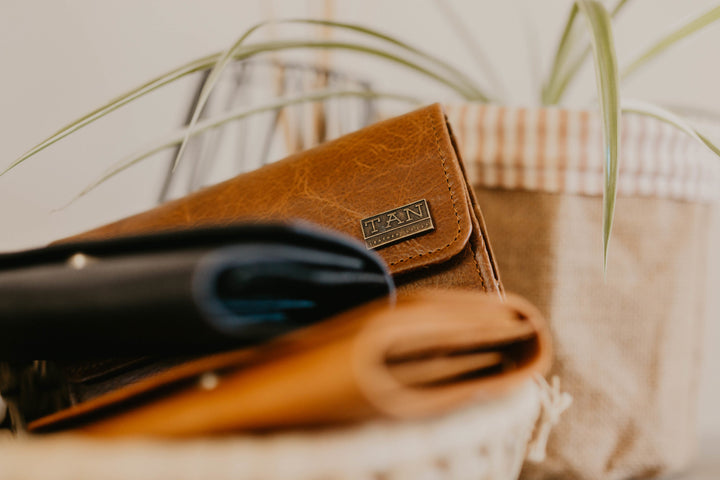 Lauren ladies Leather Wallet