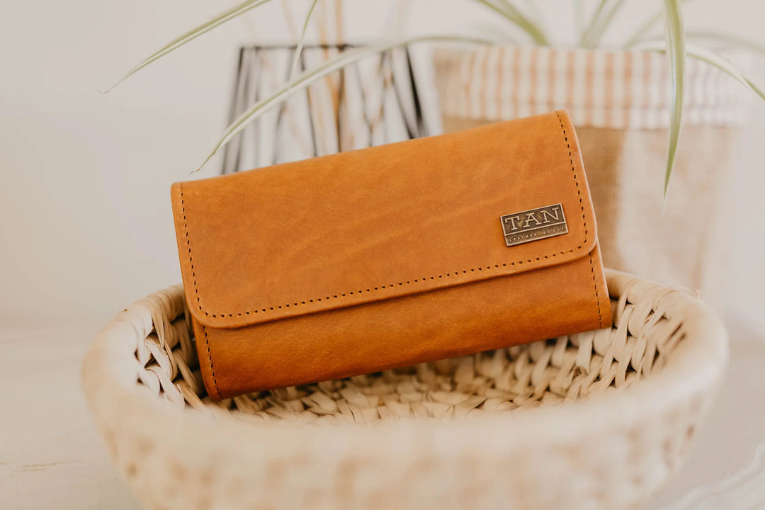 Lauren ladies Leather Wallet