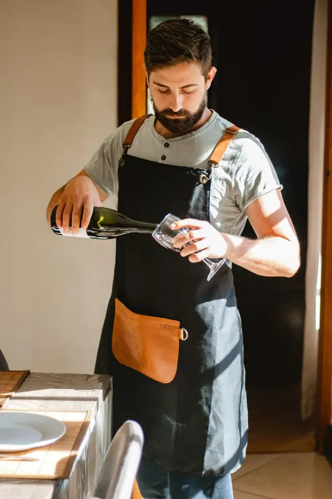 Poly Cotton &amp; Leather Apron