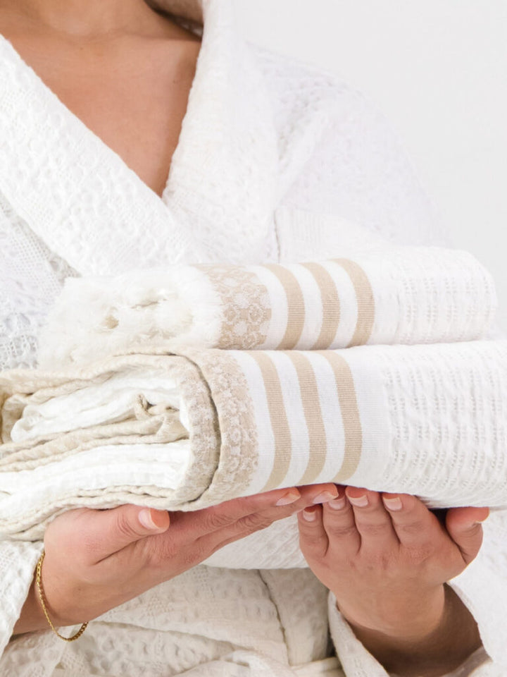 Danakil Hand Towels 55 x 95 cm / 24″ x 37 “