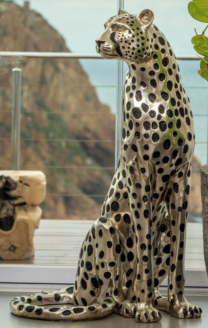 Cheetah Sitting silver and Black sculpture (Life-size) Facing Right