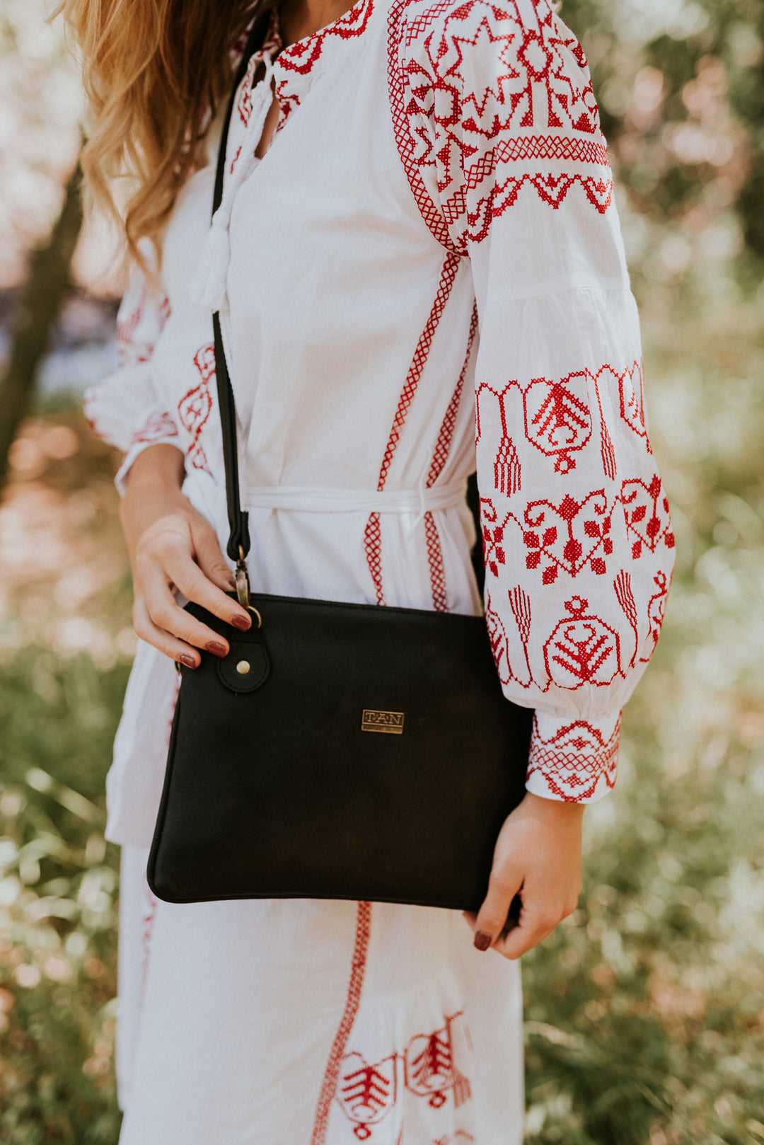 Taylor Leather Sling Bag