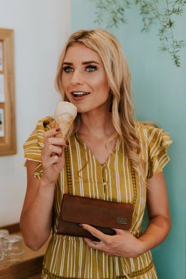 Lauren ladies Leather Wallet