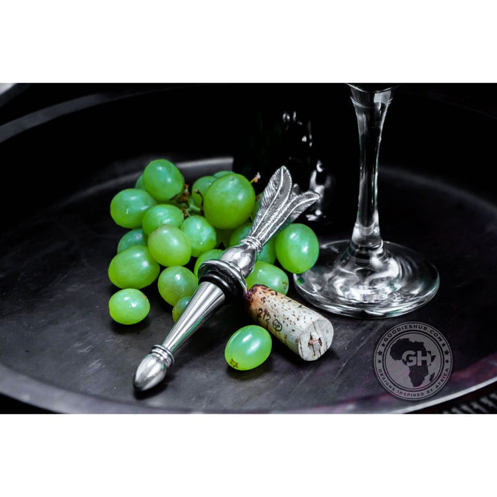Bottle stopper 3 Feather - Usiba Lwe Nyoni Collection - Diana Carmichael