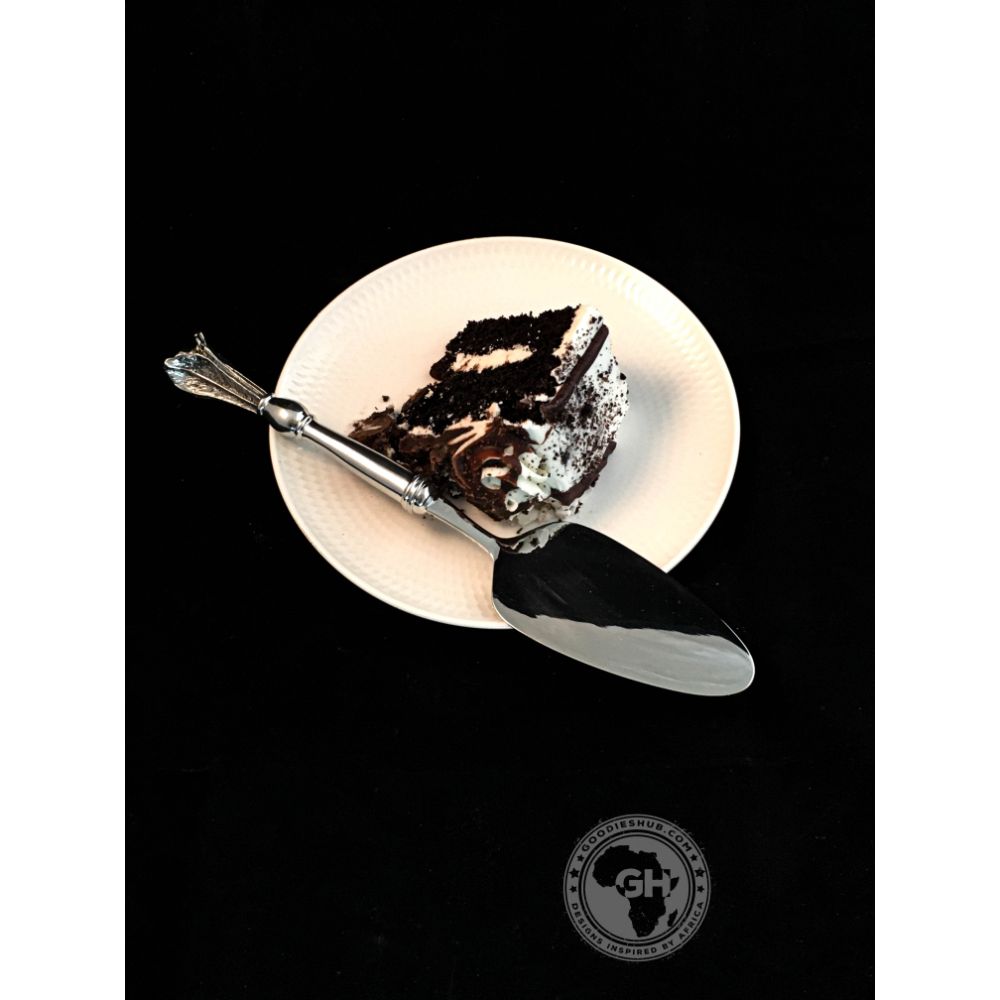 Cake Server - Usiba Lwe Nyoni Collection - Diana Carmichael