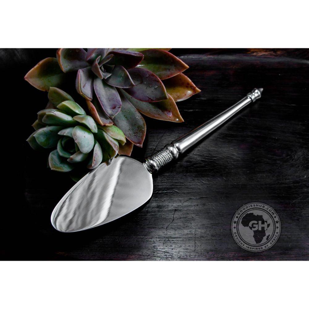 Cake Server - Noble Collection - Diana Carmichael