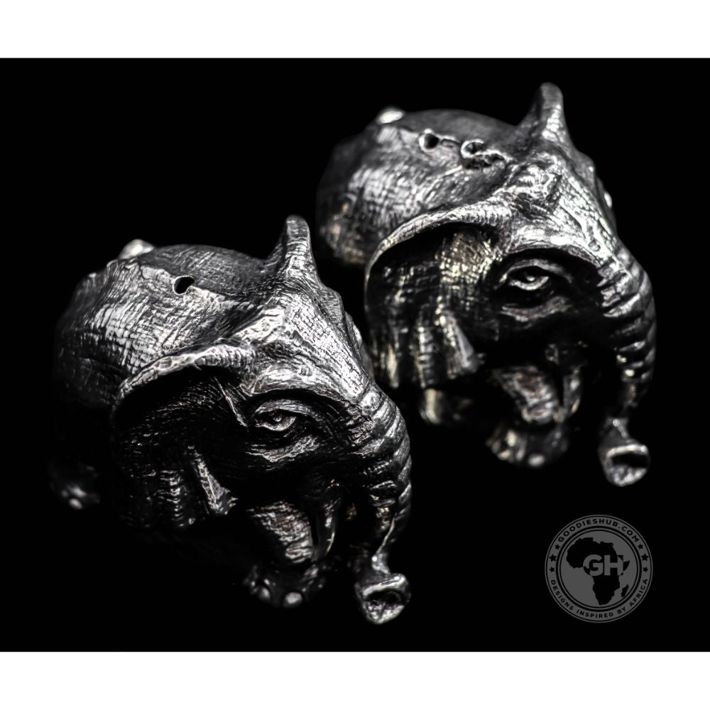 Elephant Salt &amp; Pepper Set - Earthangel