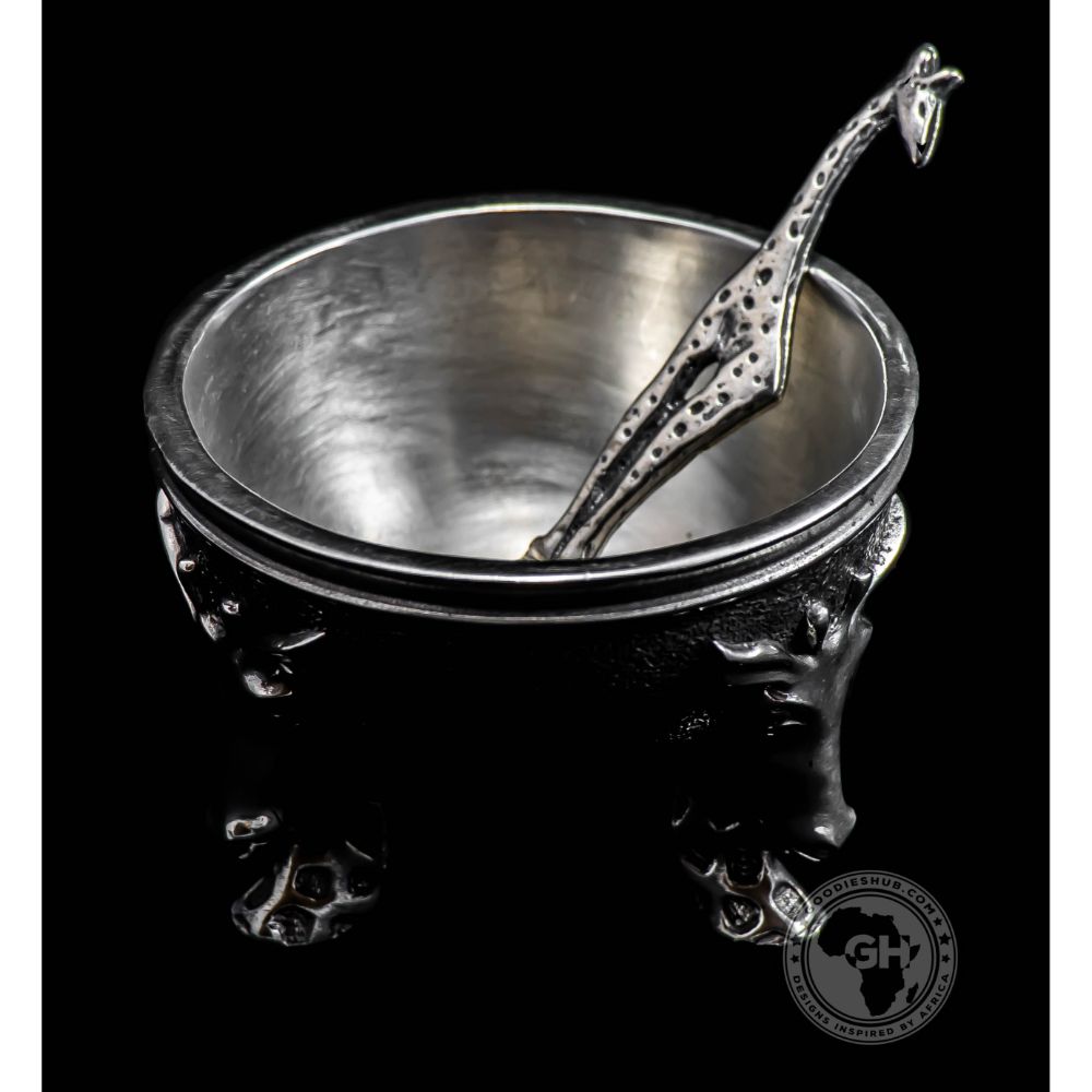 Giraffe 3 Legged Pot &amp; Spoon - Earthangel