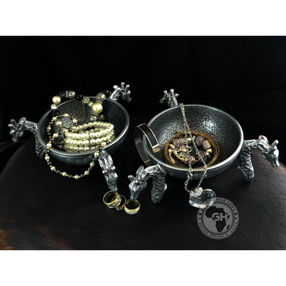 Giraffe Snack Bowl Small - Lamu Aluminium Tableware
