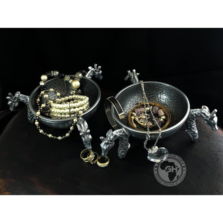 Giraffe Snack Bowl Small - Lamu Aluminium Tableware
