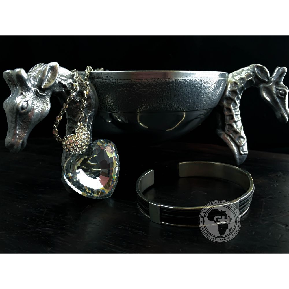 Giraffe Snack Bowl Small - Lamu Aluminium Tableware
