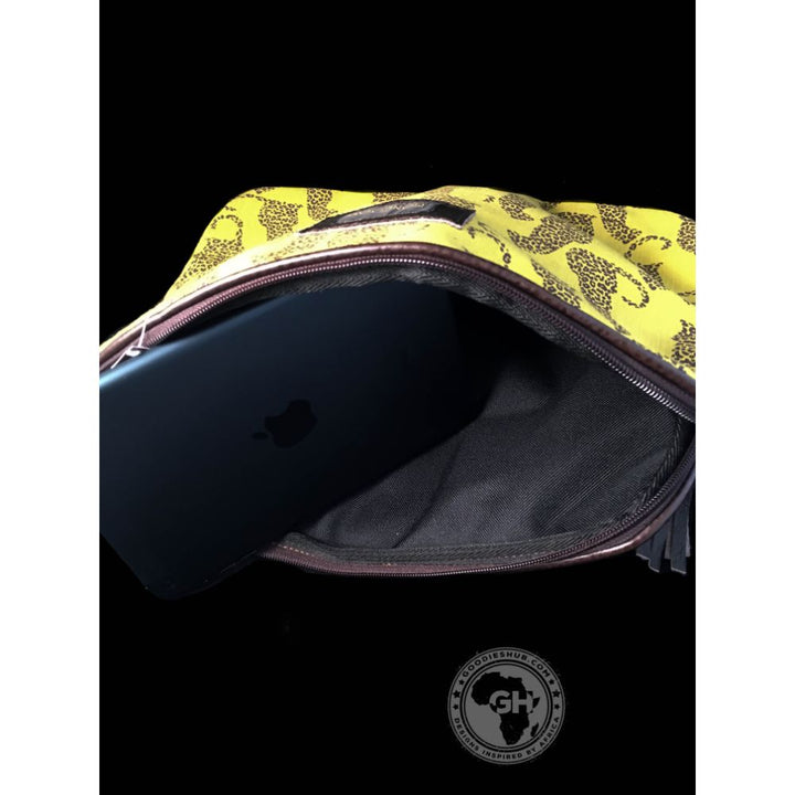 Mongoose Ipad Folder
