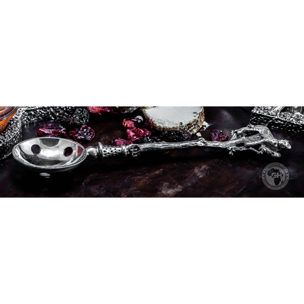 Leopard Olive Spoon - Earthangel