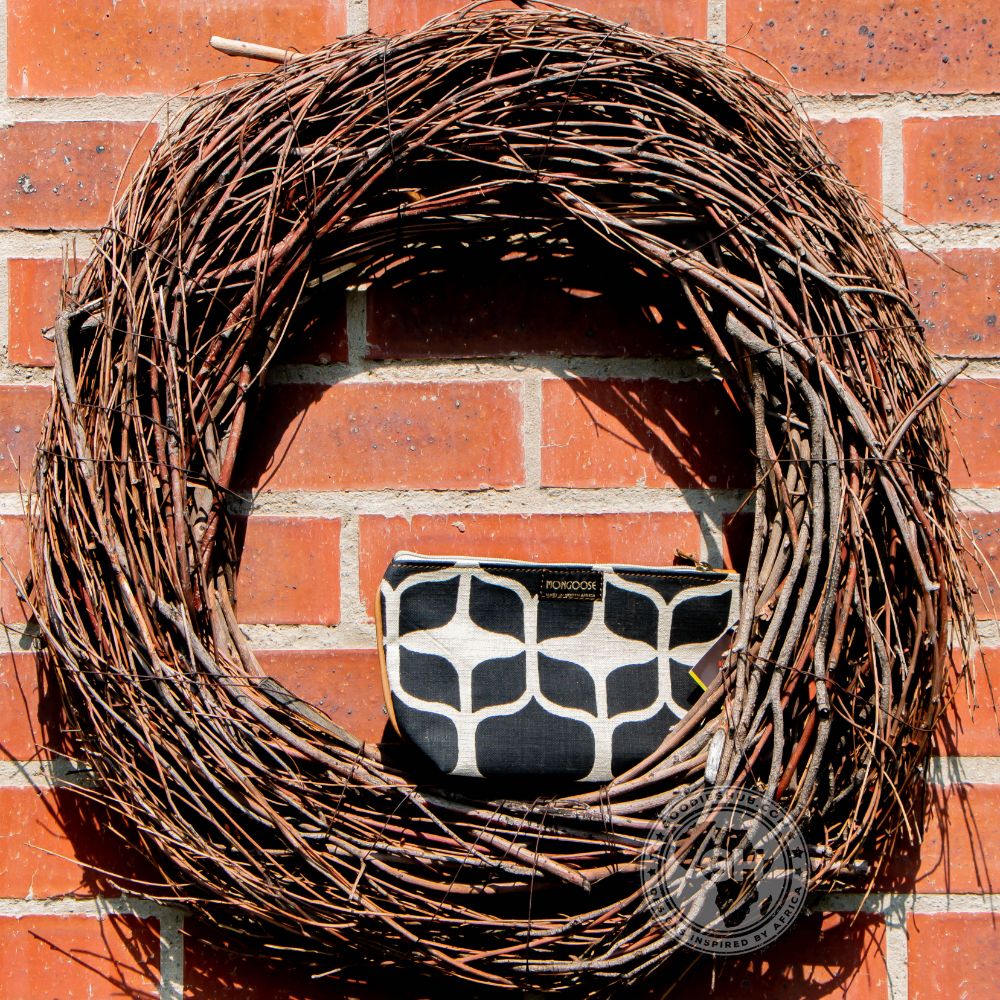 Mongoose Make Up Bag