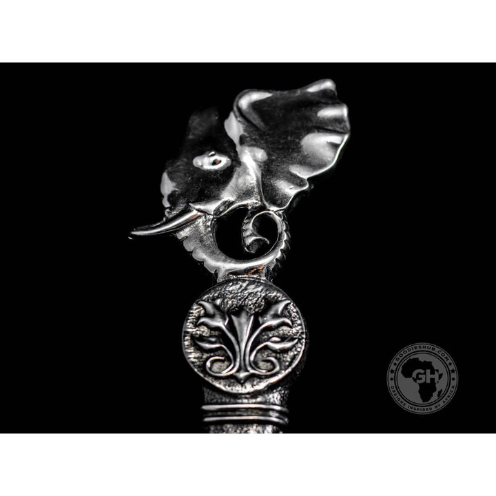 Regal Elephant Olive Spoon - Earthangel