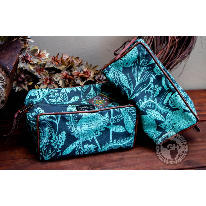 Mongoose Toiletry Bag